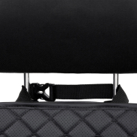 Gyerekülés alatti autós ülésvédő ökobőrből, fekete rombuszminta