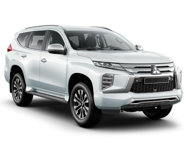Autószőnyegek Mitsubishi Pajero Sport (2015-…)